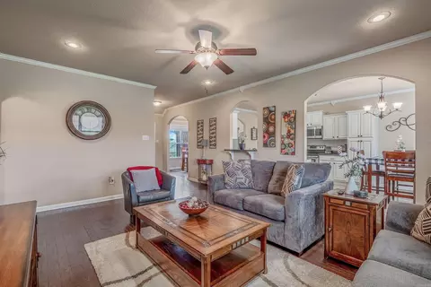 Living - 2710 Plateau Dr, Conway, AR 72032 photo 3 of 3