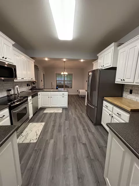 Kitchen - 313 Grant Dr, Bryant, AR 72022 photo 1 of 3