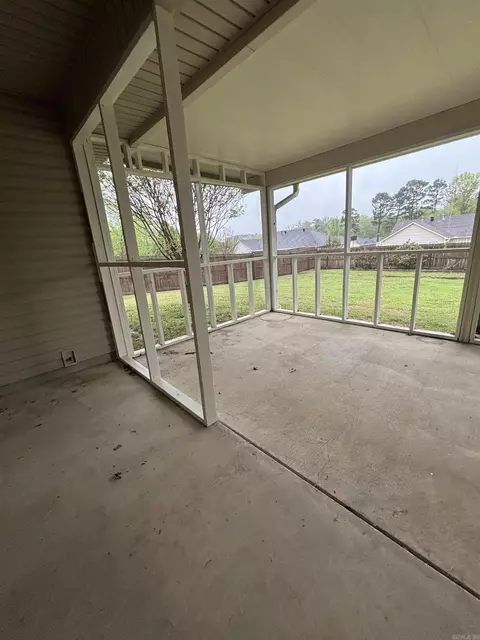 Exterior - 313 Grant Dr, Bryant, AR 72022 photo 5 of 9