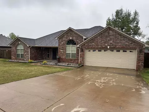 Exterior - 313 Grant Dr, Bryant, AR 72022 photo 3 of 9