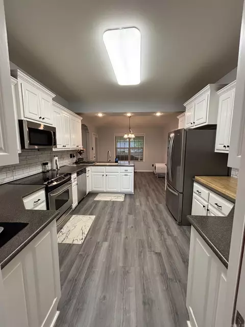 Kitchen - 313 Grant Dr, Bryant, AR 72022 photo 3 of 3