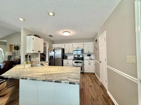 Kitchen - 2402 Cherry Xing, Benton, AR 72015 photo 3 of 5