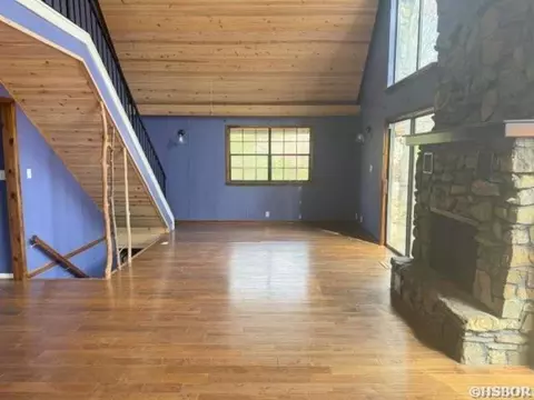 Living - 58 Hummingbird Ln, Mount Ida, AR 71957 photo 5 of 5