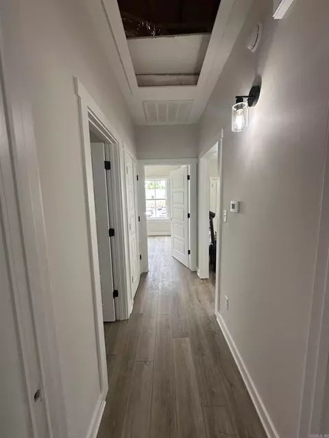 Entry Way - 196 Pearson St, Benton, AR 72015 photo 1 of 1