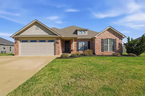 11 Palamino Dr, Vilonia, AR 72173