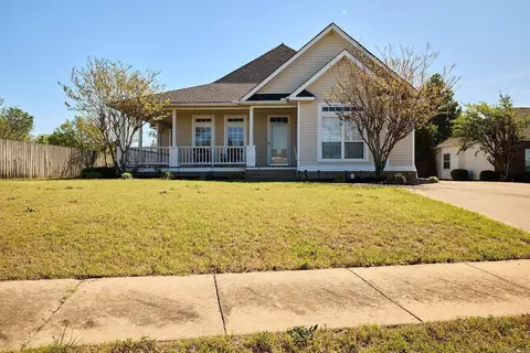 3724 Hazelwood Dr, Benton, AR 72015