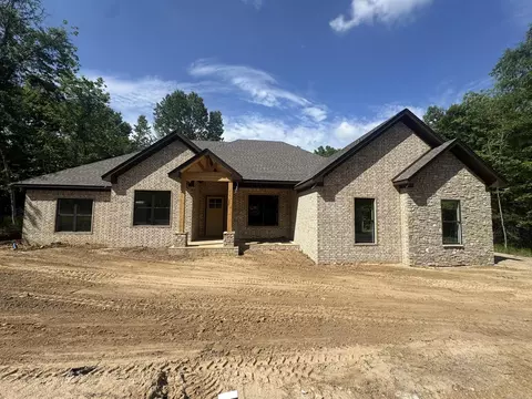 319 Devoe Bend Dr, Maumelle, AR 72113