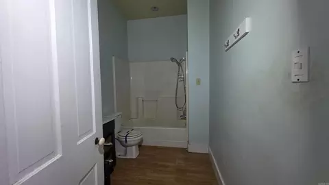 Bath - 207 W Central St, Warren, AR 71671 photo 1 of 3