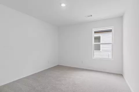 Bedroom - 1016 Raven Walk Dr, Benton, AR 72015 photo 5 of 6