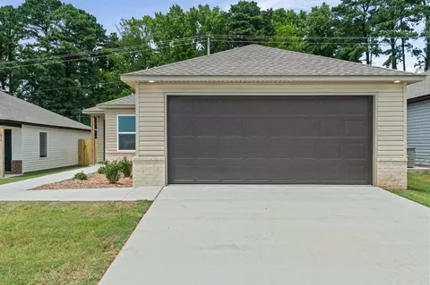 Exterior - 1016 Raven Walk Dr, Benton, AR 72015 photo 2 of 4