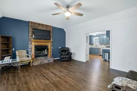 Living - 16 Pinecrest, Conway, AR 72032 photo 1 of 2