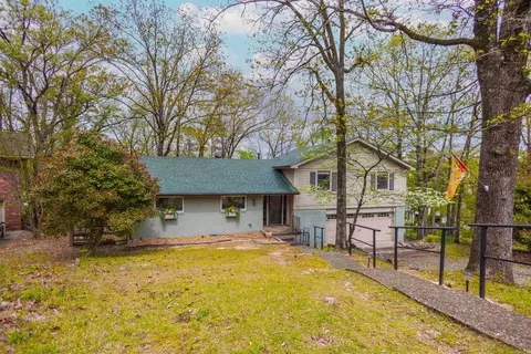 8701 Boulder Ln, Little Rock, AR 72227