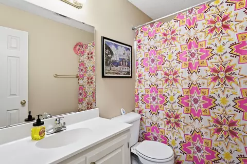 Bath - 1209 Jackman St, Benton, AR 72015 photo 1 of 2