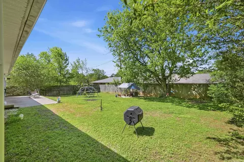 Exterior - 1209 Jackman St, Benton, AR 72015 photo 7 of 8