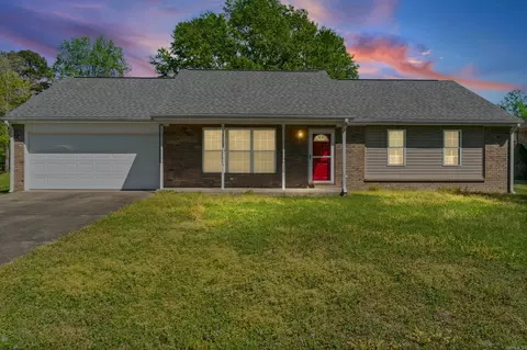 423 Hillcrest Dr, Heber Springs, AR 72543