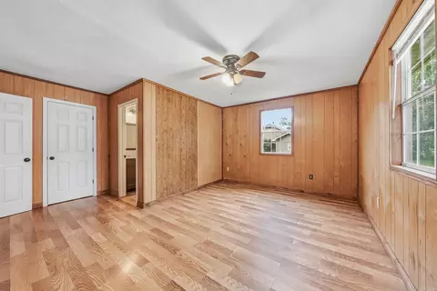 Bedroom - 402 Mercer St, Horatio, AR 71842 photo 1 of 3