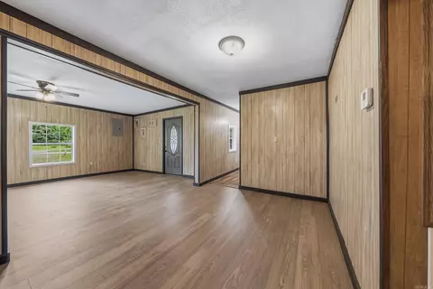 Living - 402 Mercer St, Horatio, AR 71842 photo 4 of 4