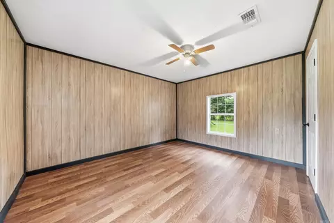 Bedroom - 402 Mercer St, Horatio, AR 71842 photo 3 of 3