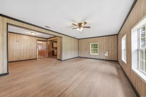 Living - 402 Mercer St, Horatio, AR 71842 photo 1 of 4