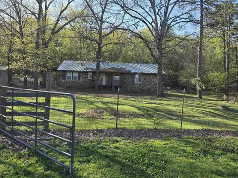 652 Red Hill Rd, Searcy, AR 72143