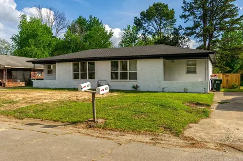 Exterior - 325 Hereford St, Conway, AR 72032 photo 4 of 4