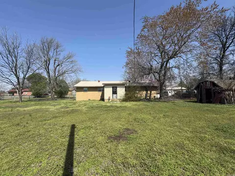 Exterior - 1007 Bailey St, Campbell, MO 63933 photo 8 of 10