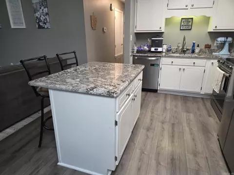 97 River Oaks Cmns, Searcy, AR 72143 photo 12
