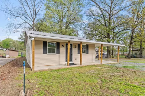 11 E Ridge Rd, Mayflower, AR 72106