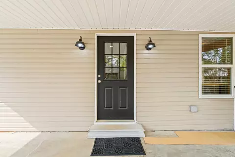Exterior - 11 E Ridge Rd, Mayflower, AR 72106 photo 3 of 9
