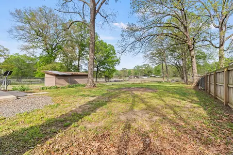 Exterior - 11 E Ridge Rd, Mayflower, AR 72106 photo 5 of 9