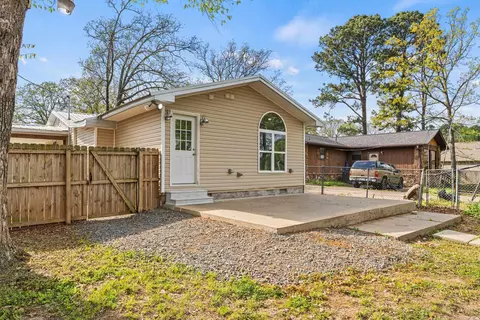 Exterior - 11 E Ridge Rd, Mayflower, AR 72106 photo 6 of 9