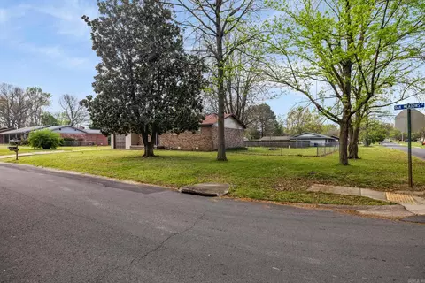 Exterior - 55 Oak Meadows Dr, Cabot, AR 72023 photo 2 of 10