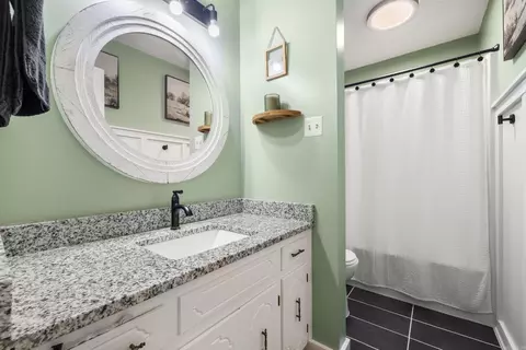 Bath - 55 Oak Meadows Dr, Cabot, AR 72023 photo 1 of 1