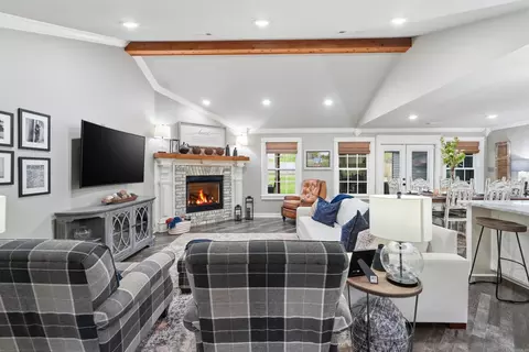 Living - 4401 Wagon Trace Cv, White Hall, AR 71602 photo 1 of 8