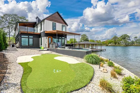 297 Long Beach Pt, Hot Springs, AR 71913