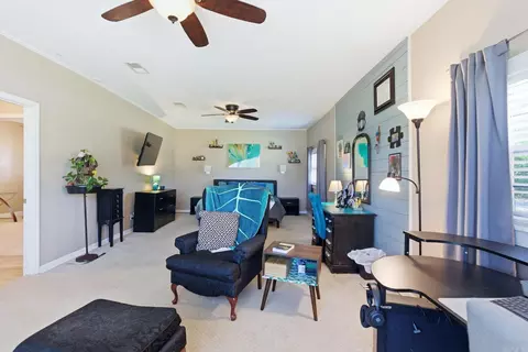 Bedroom - 6307 Middle Warren Rd, Pine Bluff, AR 71603 photo 4 of 8