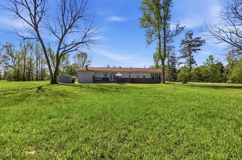 Exterior - 6307 Middle Warren Rd, Pine Bluff, AR 71603 photo 9 of 10