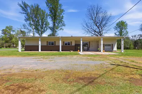 Exterior - 6307 Middle Warren Rd, Pine Bluff, AR 71603 photo 3 of 10