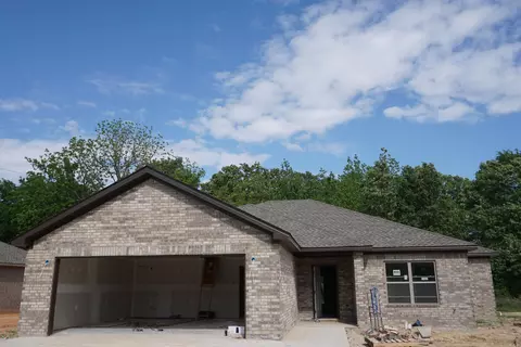 5402 Lotus St, Jonesboro, AR 72404