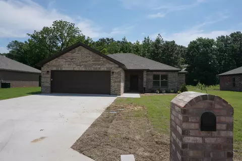5402 Lotus St, Jonesboro, AR 72404