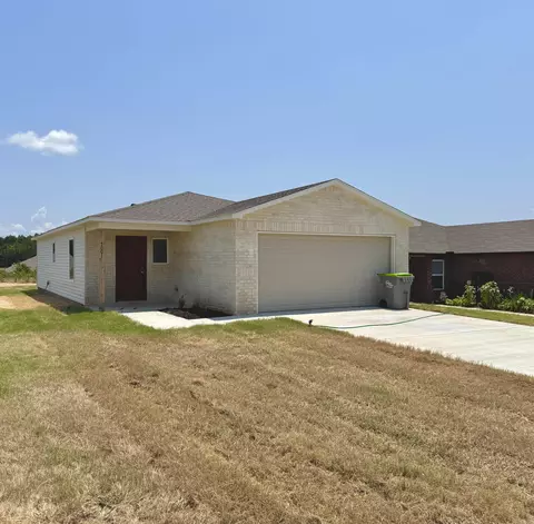 7001 Potomac Trl, Bauxite, AR 72011