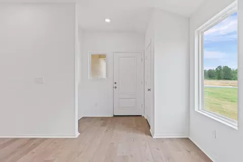 Entry Way - 7001 Potomac Trl, Bauxite, AR 72011 photo 1 of 8