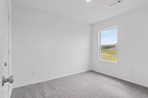 Bedroom - 7001 Potomac Trl, Bauxite, AR 72011 photo 5 of 6