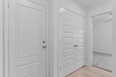 Entry Way - 7001 Potomac Trl, Bauxite, AR 72011 photo 8 of 8
