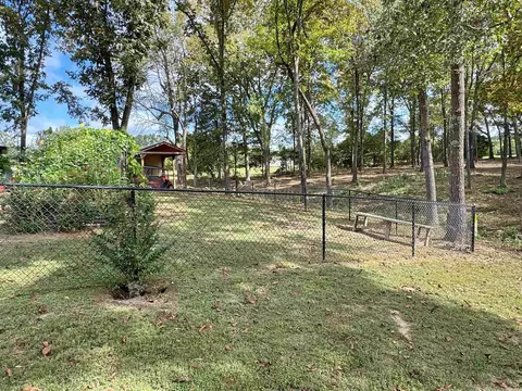 Exterior - 508 Harding Blvd, Mountain View, AR 72560 photo 2 of 17