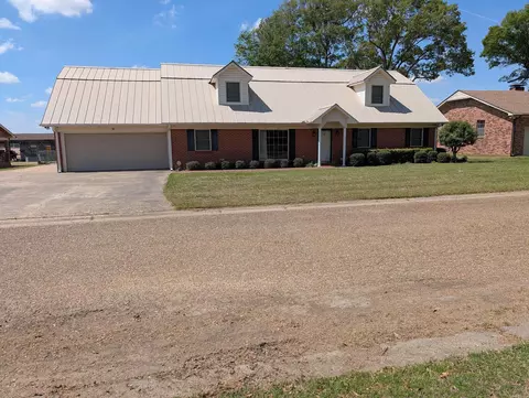 12 Bayou Cove Cir, Mcgehee, AR 71654
