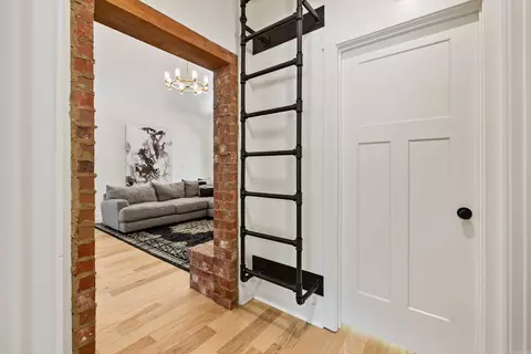 Entry Way - 6421 Ar-270 E, Mount Ida, AR 71957 photo 1 of 3