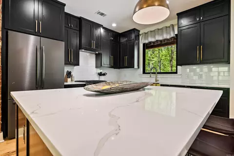 Kitchen - 6421 Ar-270 E, Mount Ida, AR 71957 photo 7 of 7