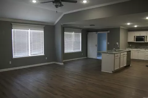 Living - 3011 Greenfield Dr, Bryant, AR 72022 photo 2 of 2