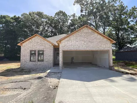 225 Kayla Ln, Lonoke, AR 72086